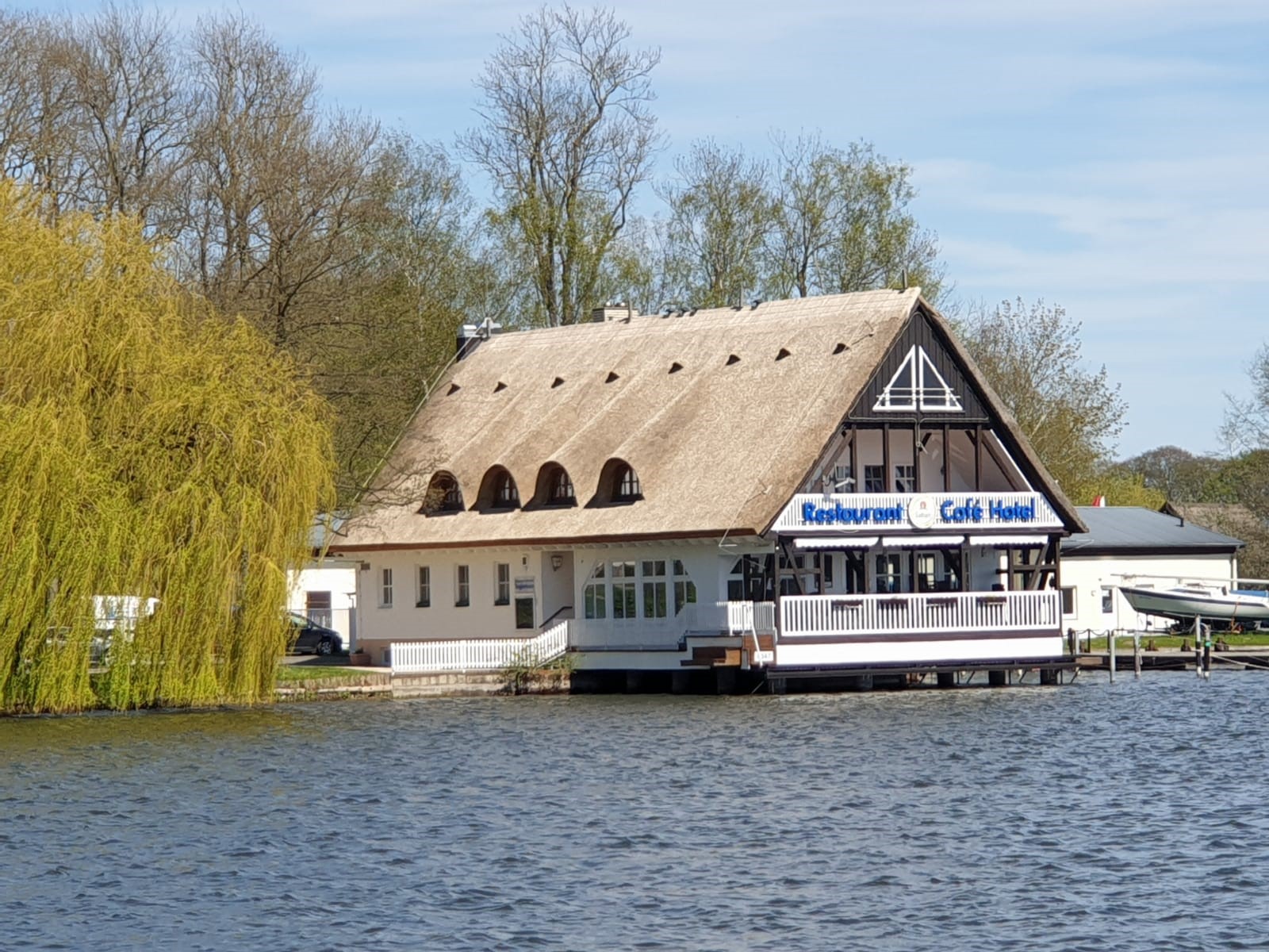 Teller mit Essen